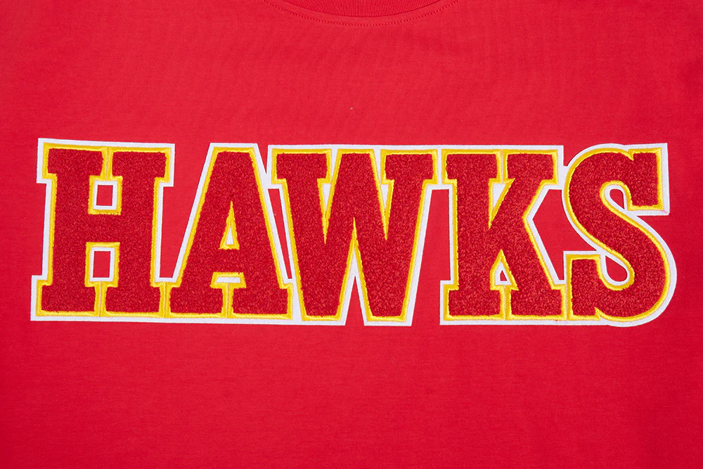 NBA ATLANTA HAWKS CLASSIC CHENILLE MEN'S TEE (RED) - Image 5