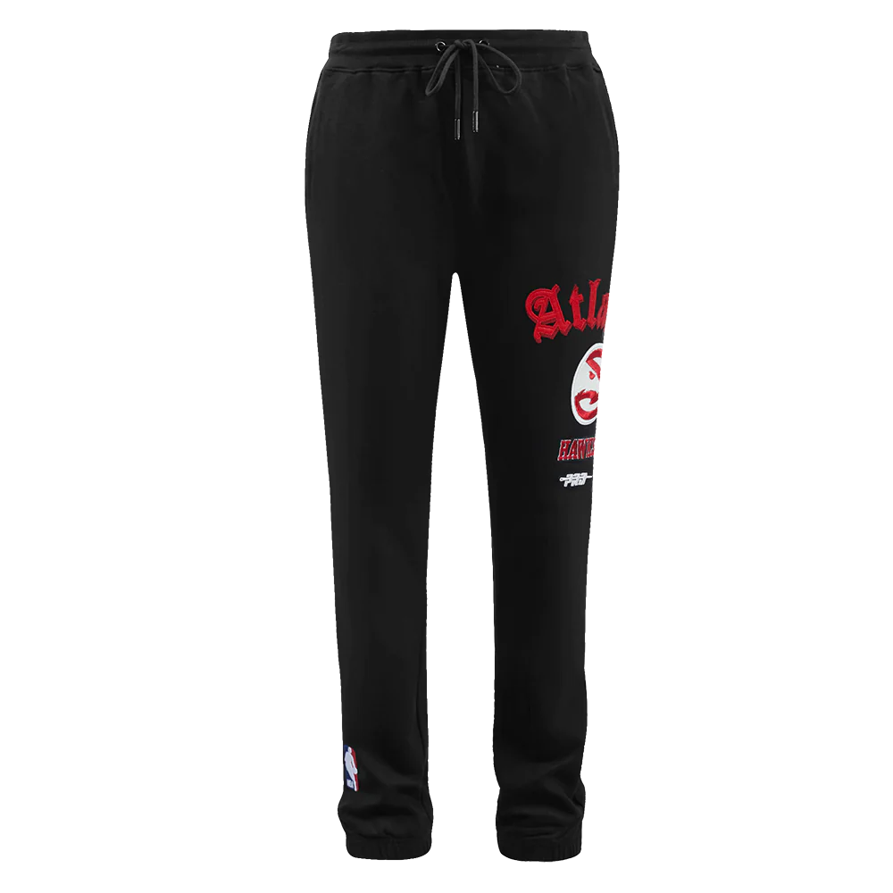 NBA ATLANTA HAWKS OLD ENGLISH MEN'S SWEATPANT (BLACK) - Image 2