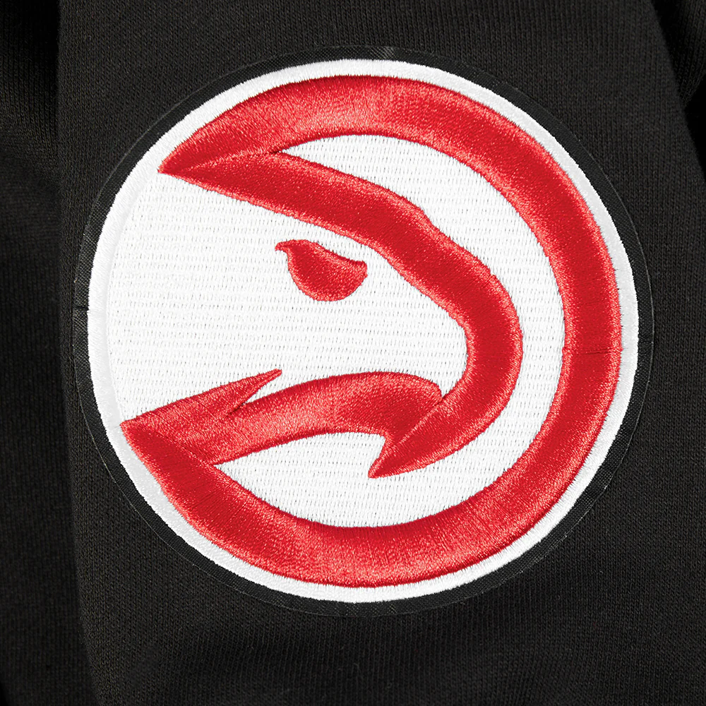 NBA ATLANTA HAWKS WINGSPAN MEN'S DROP SHOULDER FLEECE PULLOVER HOODIE (BLACK) - Image 12