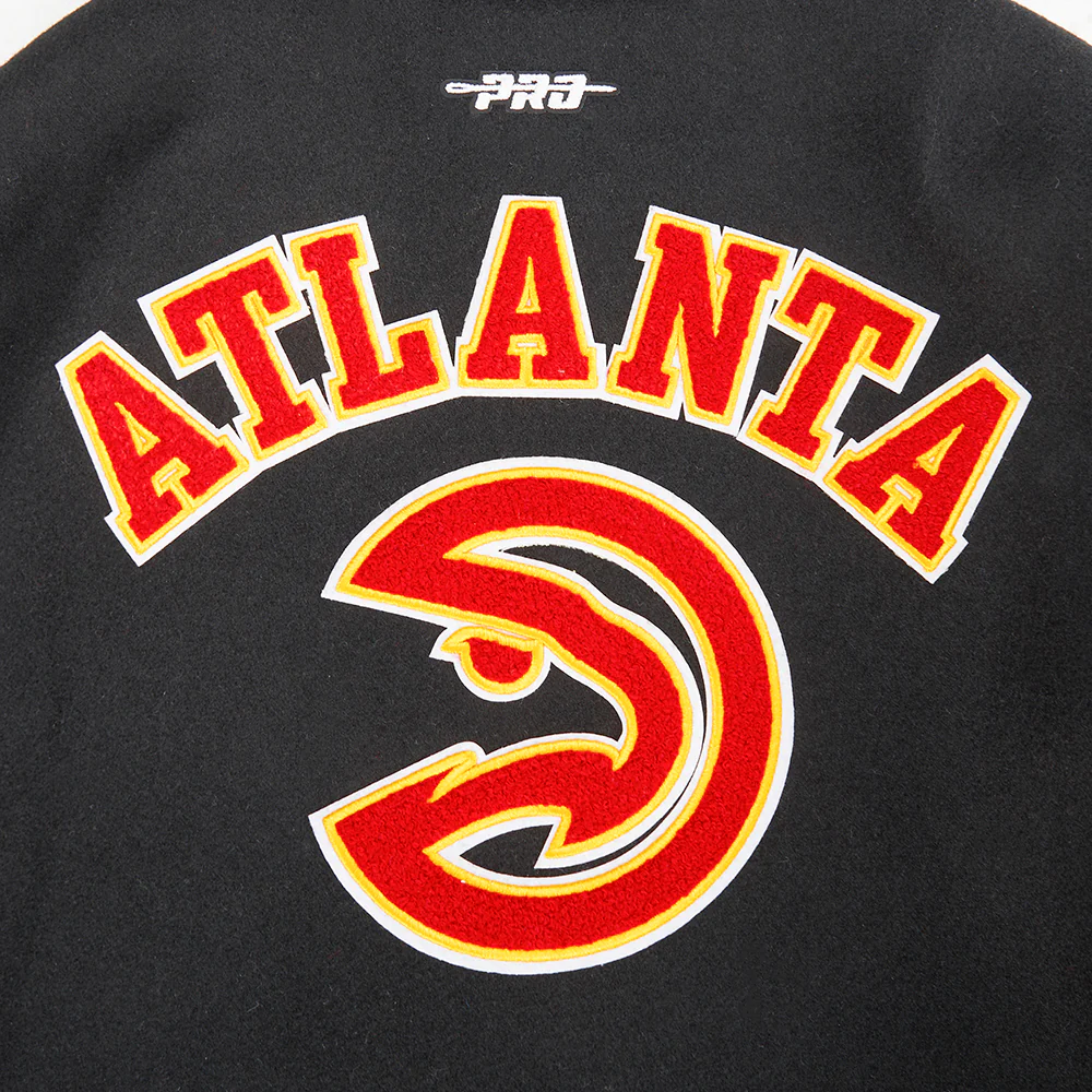 NBA ATLANTA HAWKS RETRO CLASSIC BIG BOYS RIB WOOL VARSITY JACKET (BLACK/RED/BLACK) - Image 7