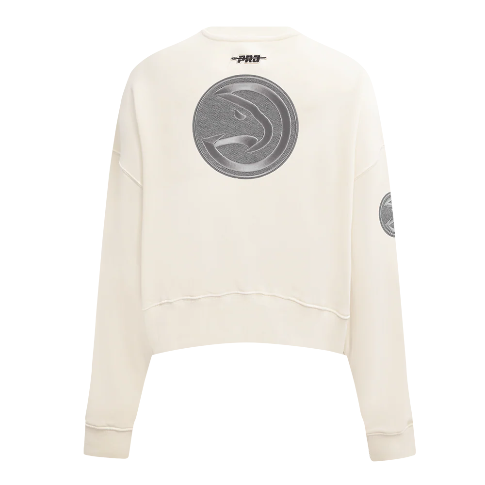 NBA ATLANTA HAWKS REVERSE FRENCH TERRY WOMEN'S FLEECE CREWNECK (EGGSHELL) - Image 3