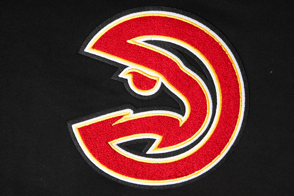 NBA ATLANTA HAWKS RETRO CLASSIC WOMEN'S RIB CROPPED PULLOVER HOODIE (BLACK/RED/BLACK) - Image 6