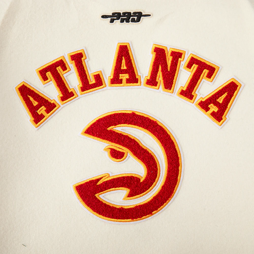 NBA ATLANTA HAWKS RETRO CLASSIC LITTLE BOYS RIB WOOL VARSITY JACKET (EGGSHELL/ RED) - Image 10