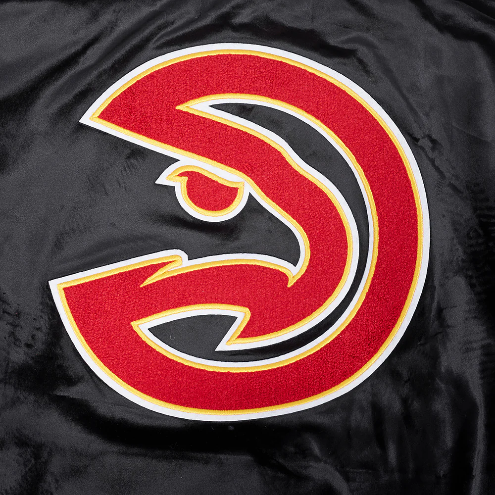 ATLANTA HAWKS CLASSIC WOMEN'S VELOUR FZ TRACK JACKET (BLACK) - Image 6