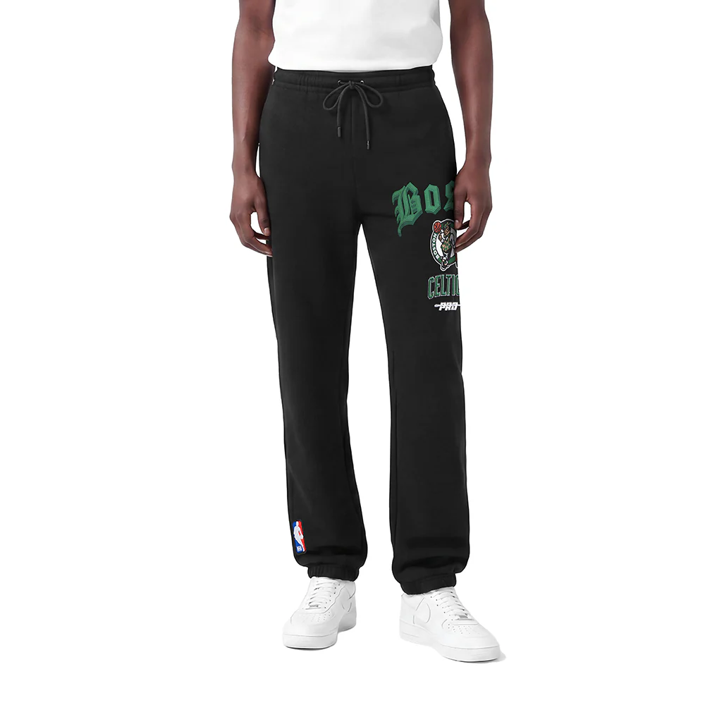 NBA BOSTON CELTICS OLD ENGLISH MEN'S SWEATPANT (BLACK)
