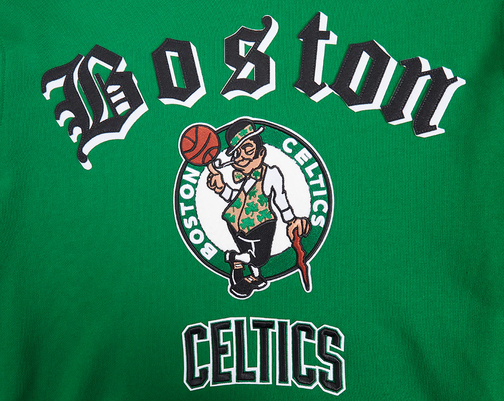 NBA BOSTON CELTICS OLD ENGLISH MEN'S PULLOVER HOODIE (KELLY GREEN) - Image 5
