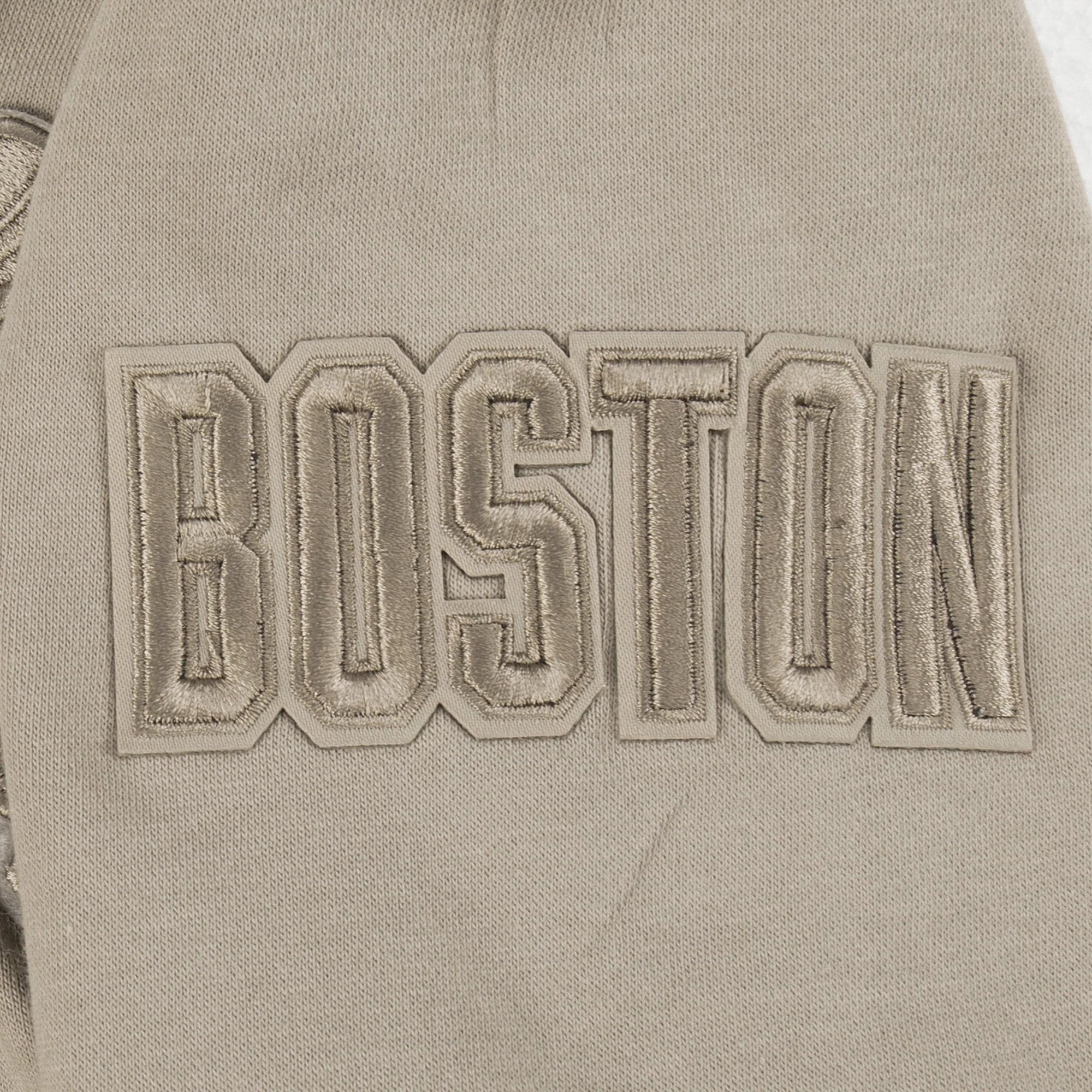 NBA BOSTON CELTICS NEUTRAL BIG BOYS FLEECE PULLOVER HOODIE (TAUPE) - Image 4