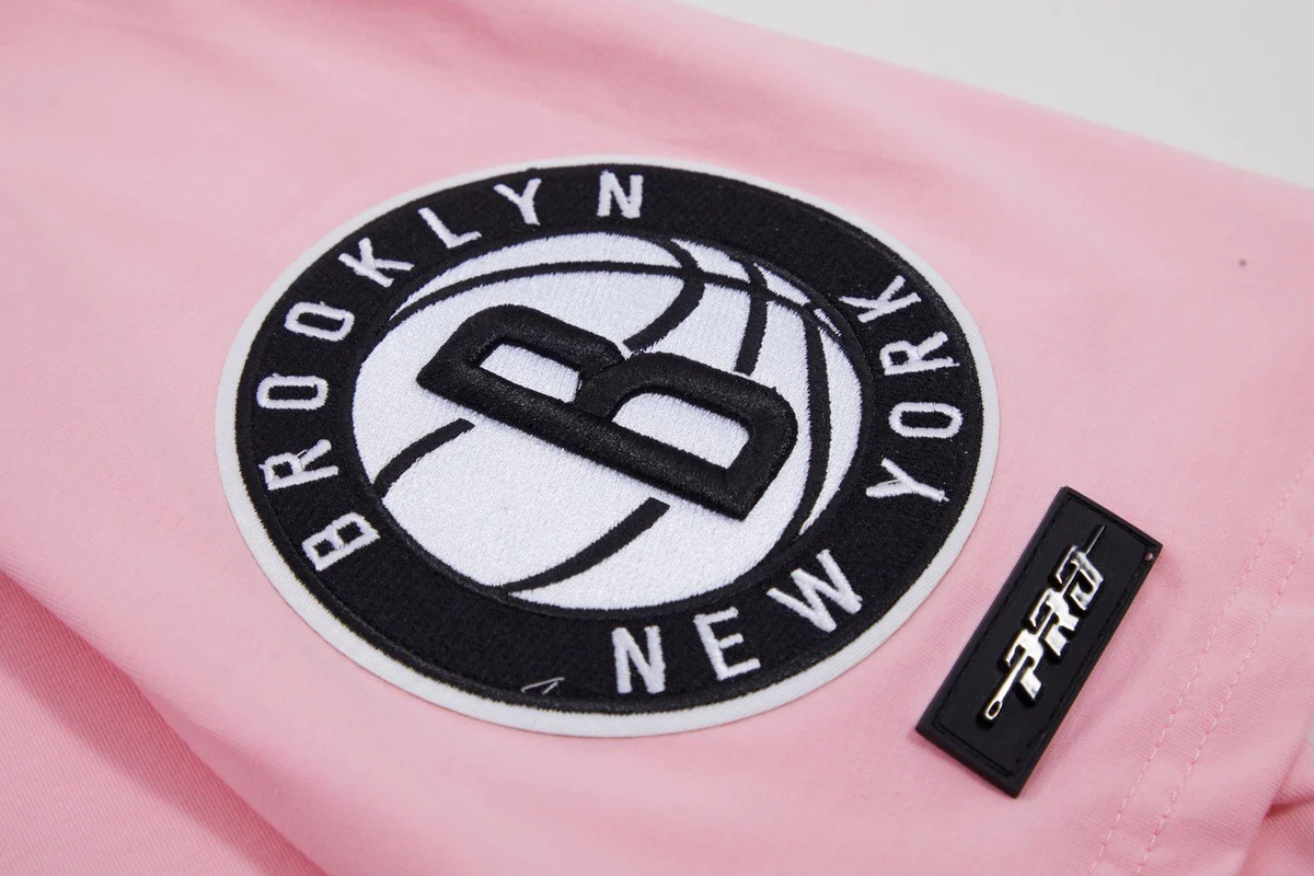 NBA BROOKLYN NETS CLASSIC CHENILLE MEN'S TEE (PINK) - Image 7