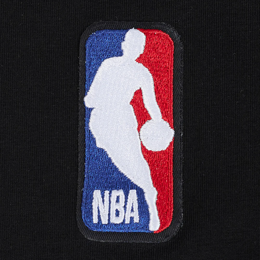 NBA BROOKLYN NETS UNDER THE LIGHTS MEN'S SINGLE JERSEY TEE (BLACK) - Image 7