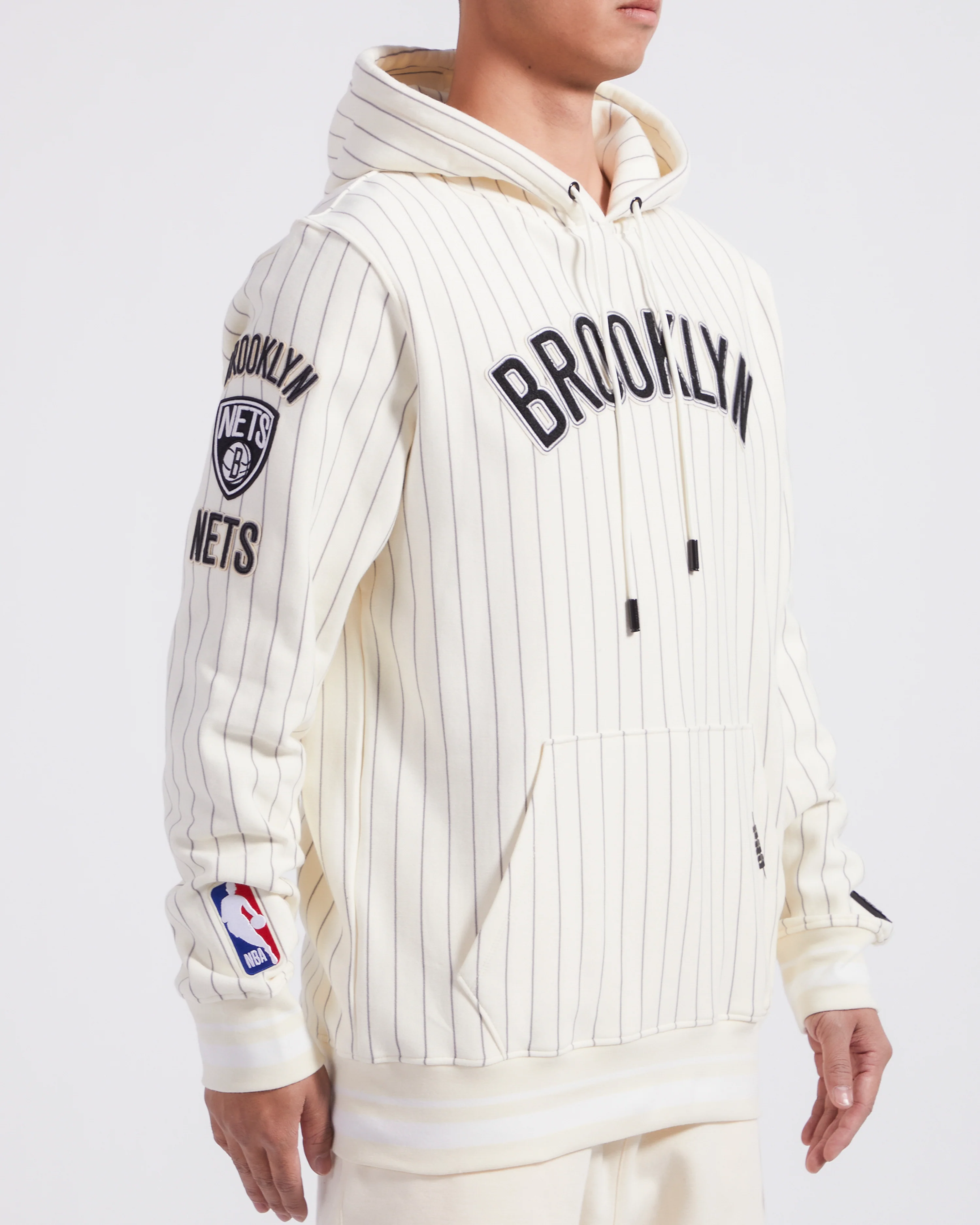NBA BROOKLYN NETS PINSTRIPE RETRO CLASSIC RIB FLC PO HOODIE (EGGSHELL/ GREY) - Image 3