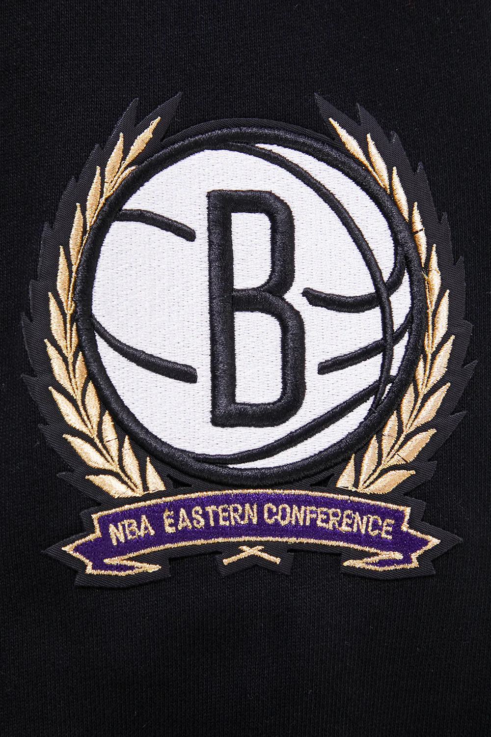 NBA BROOKLYN NETS CREST EMBLEM MEN'S RIB PO HOODIE (BLACK/GRAY) - Image 7