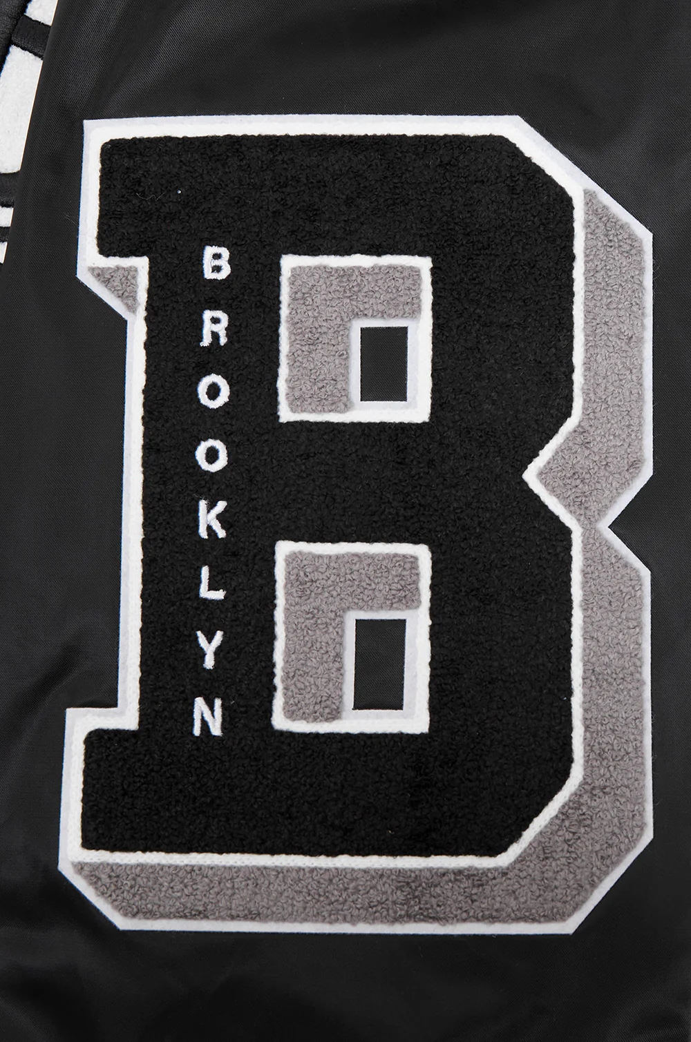 NBA BROOKLYN NETS OLD ENGLISH MEN'S RIB SATIN JACKET (BLACK/GRAY) - Image 8