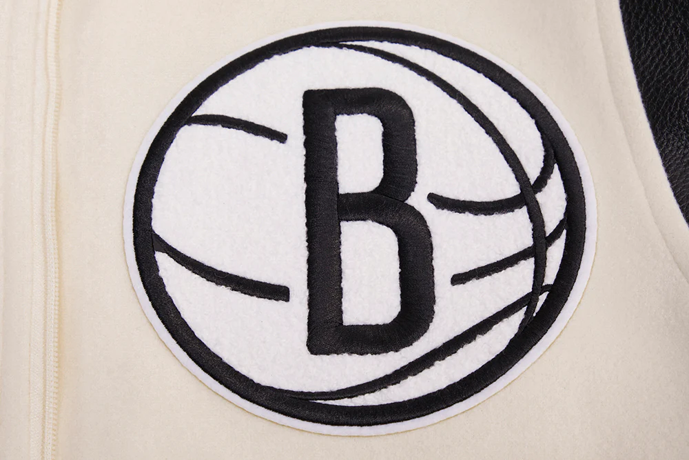 NBA BROOKLYN NETS RETRO CLASSIC MEN'S RIB WOOL VARSITY JACKET (EGGSHELL/ BLACK) - Image 6