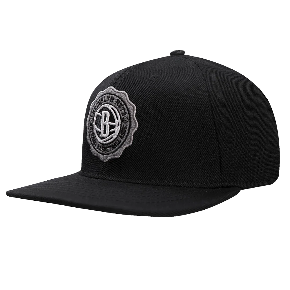 NBA BROOKLYN NETS CREST EMBLEM WOOL SNAPBACK HAT (BLACK) - Image 3