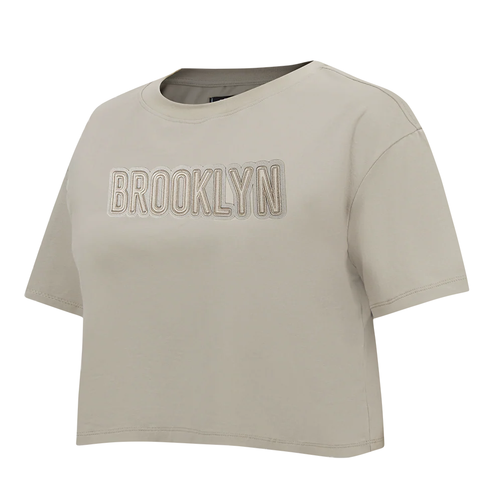 NBA BROOKLYN NETS NEUTRAL WOMEN'S SINGLE JERSEY BOXY TEE (TAUPE) - Image 2