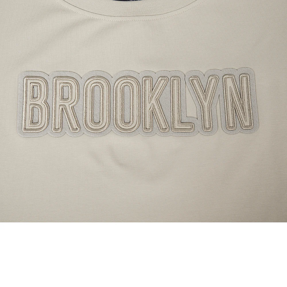 NBA BROOKLYN NETS NEUTRAL WOMEN'S SINGLE JERSEY BOXY TEE (TAUPE) - Image 5