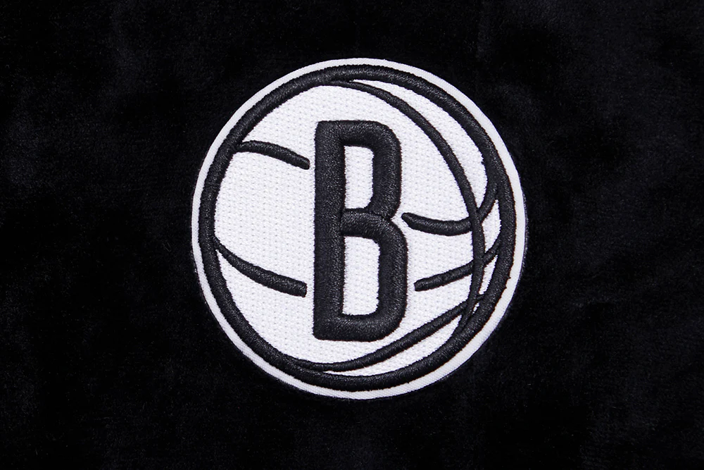 NBA BROOKLYN NETS CLASSIC WOMEN'S VELOUR JOGGER (BLACK) - Image 5