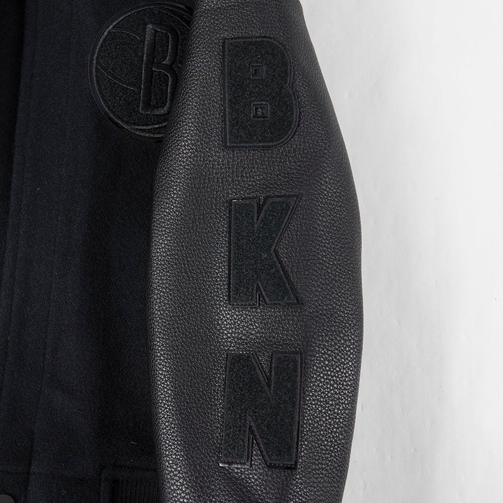 NBA BROOKLYN NETS TRIPLE BLACK LITTLE BOYS WOOL VARSITY JACKET (JET BLACK) - Image 7