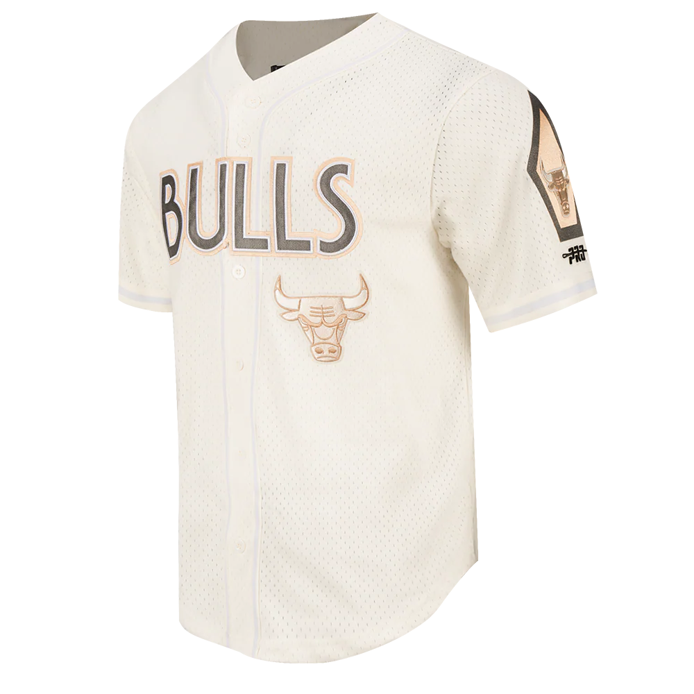 NBA CHICAGO BULLS CITY EDITION 24-25 MEN'S MESH BUTTON DOWN SHIRT (EGGSHELL) - Image 2