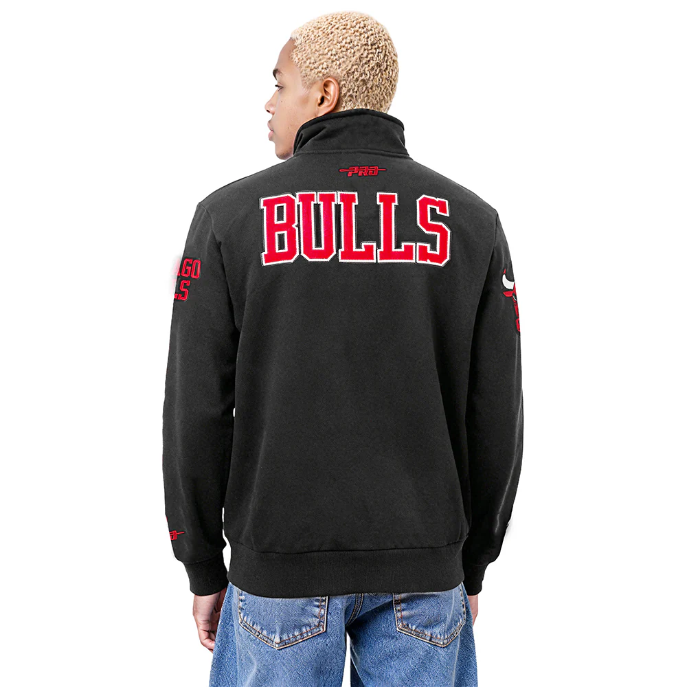 NBA CHICAGO BULLS CITY ARCH MEN'S FLC 1/4 ZIP (BLACK) - Image 2