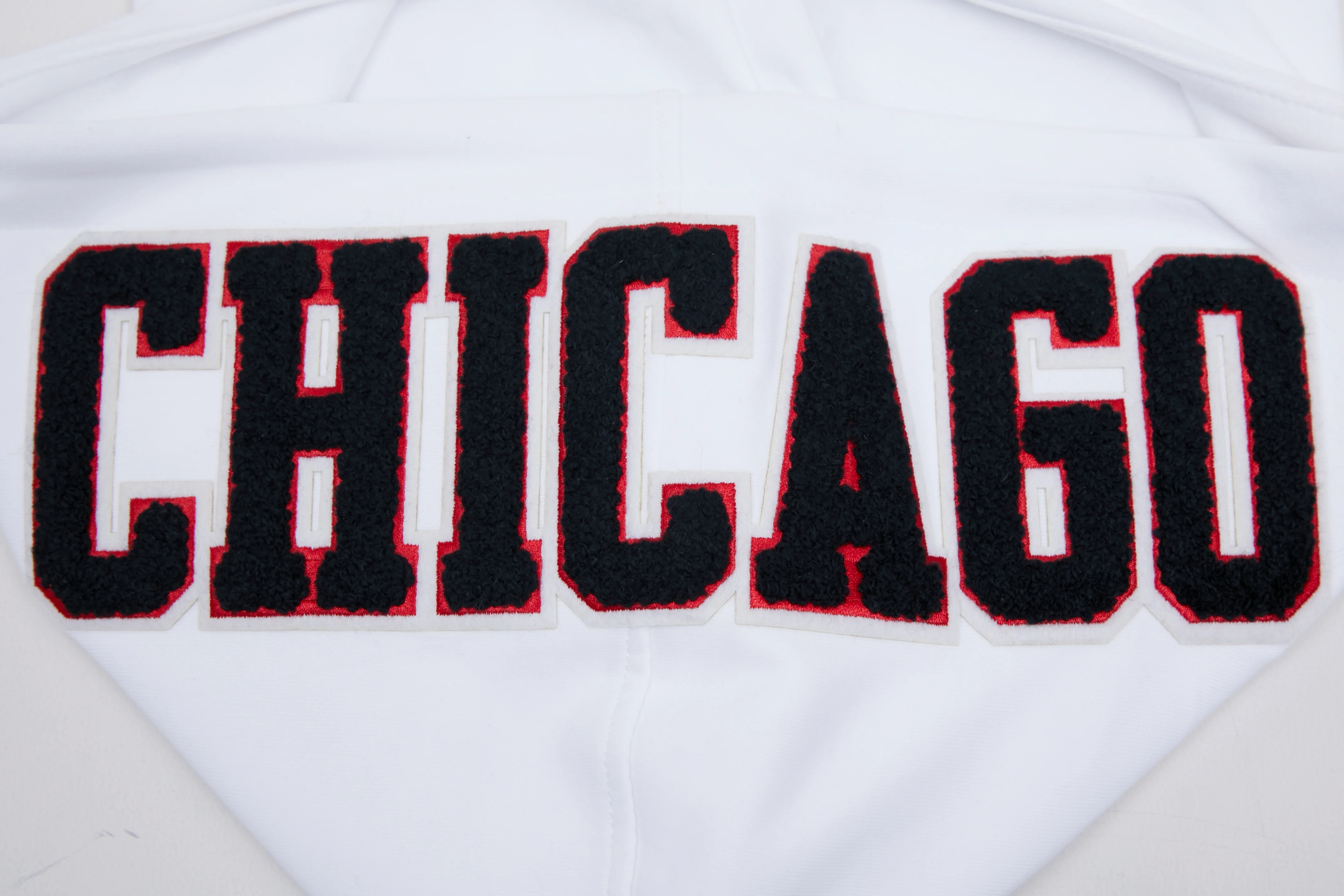 NBA CHICAGO BULLS CLASSIC CHENILLE MEN'S FULL ZIP PULLOVER HOODIE (WHITE) - Image 11