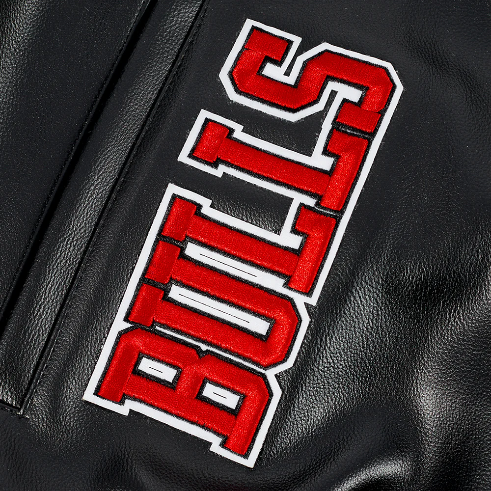 NBA CHICAGO BULLS CITY SIGNATURE MEN'S LEATHER VARSITY JACKET (BLACK/WHITE) - Image 13