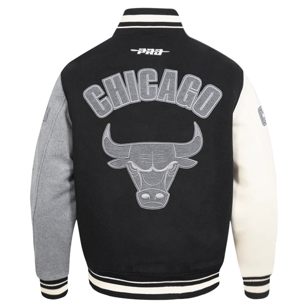 NBA CHICAGO BULLS REVERSE FRENCH TERRY MEN'S COLOR BLOCK WOOL VARSITY JACKET (BLACK/GRAY/EGGSHELL) - Image 3
