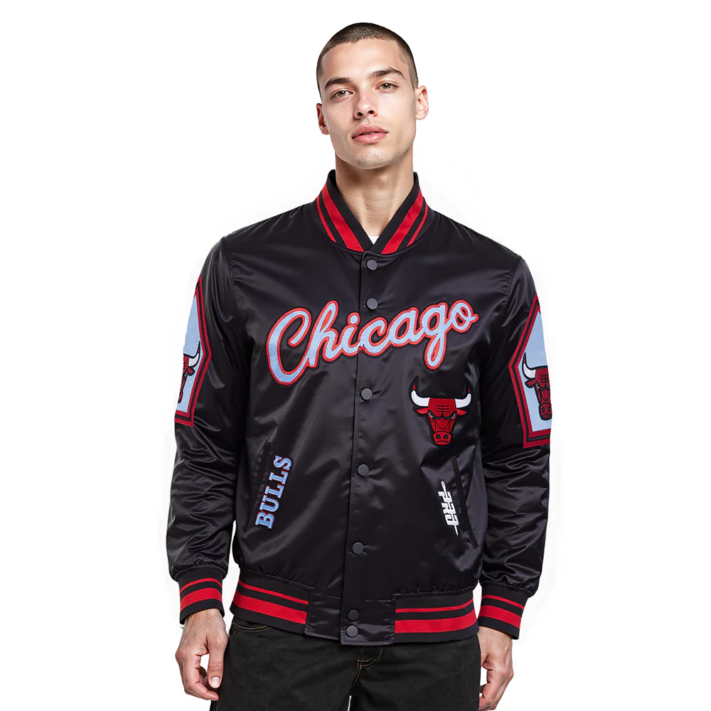 NBA CHICAGO BULLS CITY EDITION 25-26 MEN'S PRO SATIN YD RIB JACKET (BLACK/RED/BLACK)