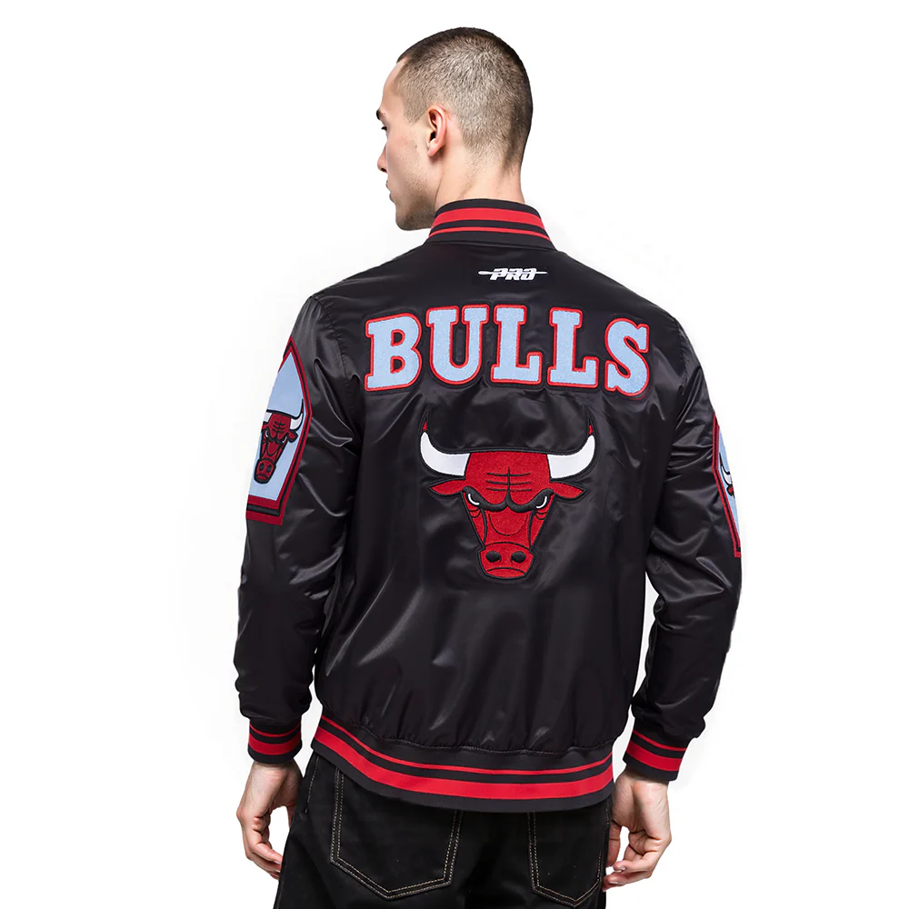 NBA CHICAGO BULLS CITY EDITION 25-26 MEN'S PRO SATIN YD RIB JACKET (BLACK/RED/BLACK) - Image 2