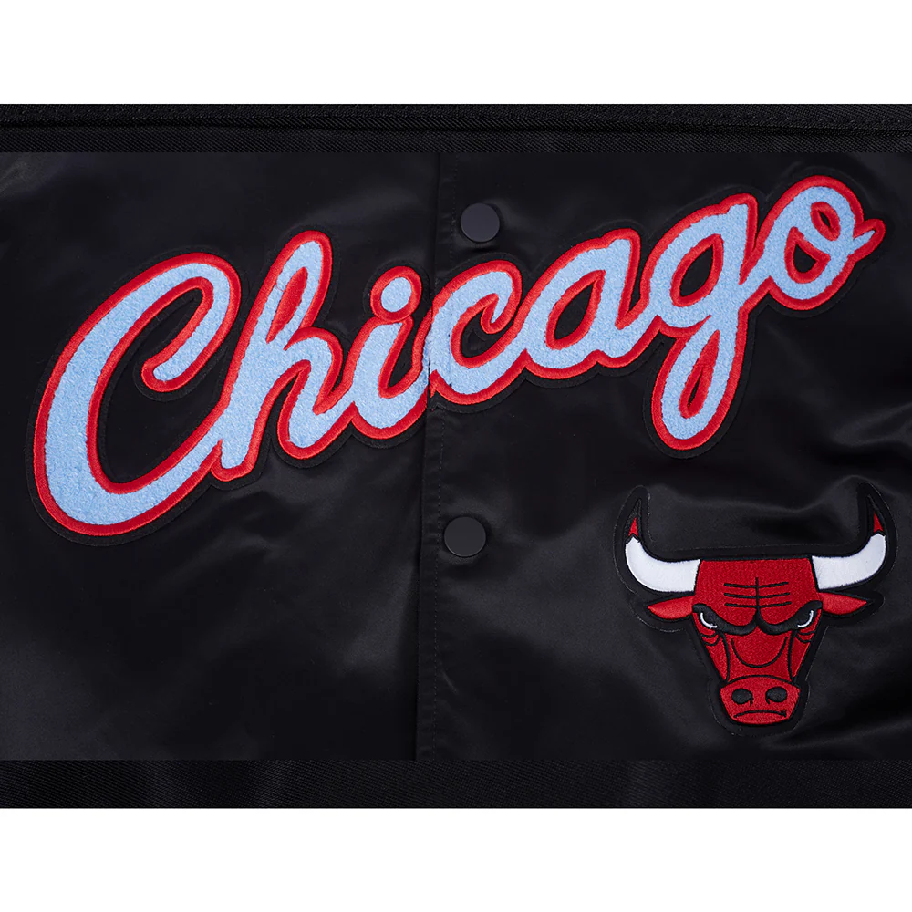 NBA CHICAGO BULLS CITY EDITION 25-26 MEN'S PRO SATIN YD RIB JACKET (BLACK/RED/BLACK) - Image 7
