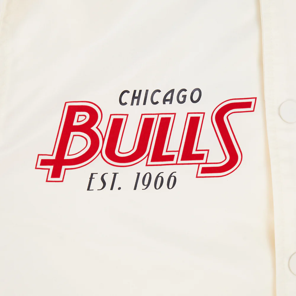 NBA CHICAGO BULLS PARADISE MEN'S SATIN JACKET (EGGSHELL/ BLACK) - Image 12