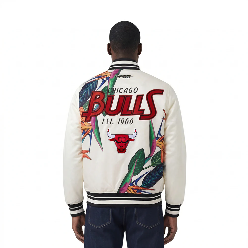 NBA CHICAGO BULLS PARADISE MEN'S SATIN JACKET (EGGSHELL/ BLACK) - Image 2