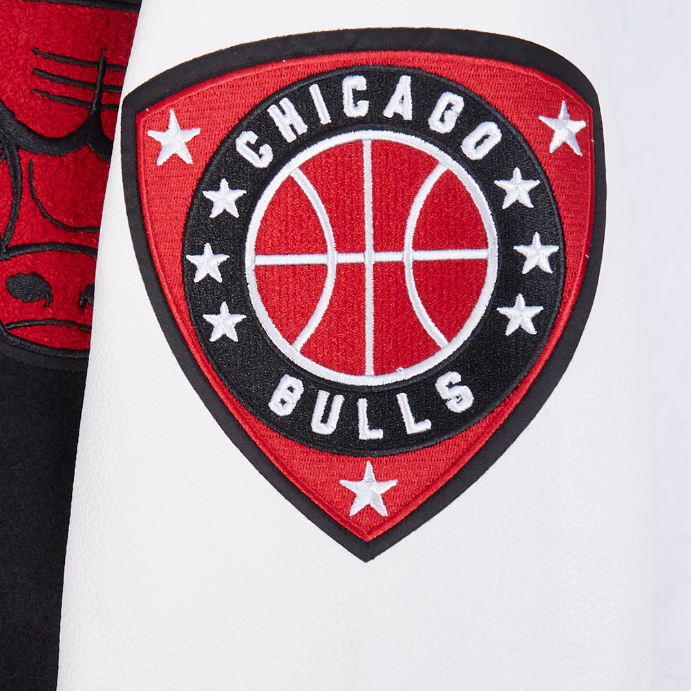 NBA CHICAGO BULLS LETTERMAN MEN'S VARSITY JACKET (BLACK/WHITE) - Image 10