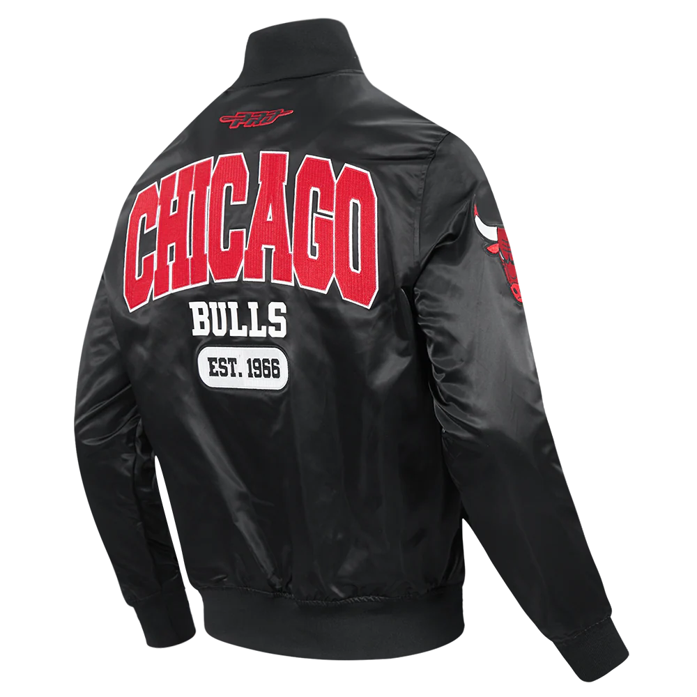 NBA CHICAGO BULLS CITY ARCH MEN'S SATIN JACKET (BLACK) - Image 4