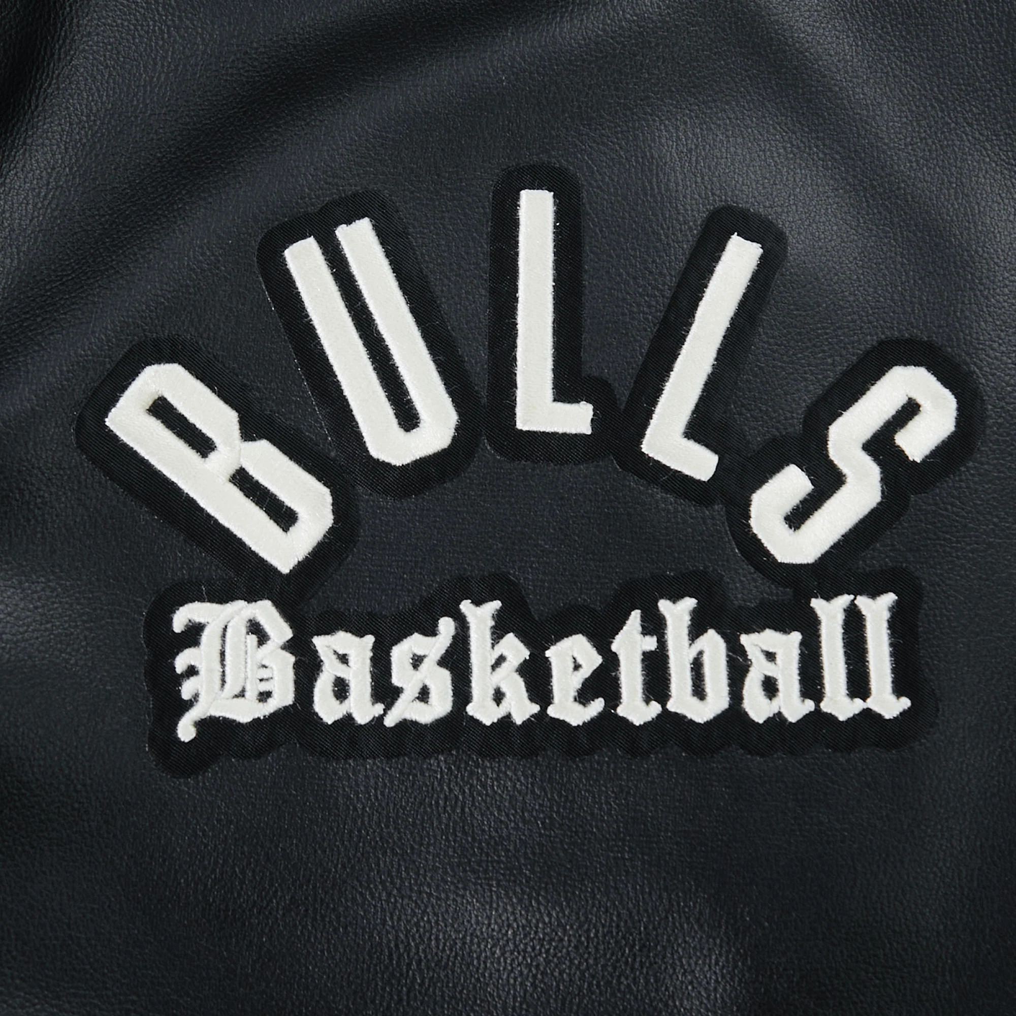NBA CHICAGO BULLS MODERN ORIGINALS MEN'S LEATHER VARSITY JACKET (JET BLACK) - Image 6