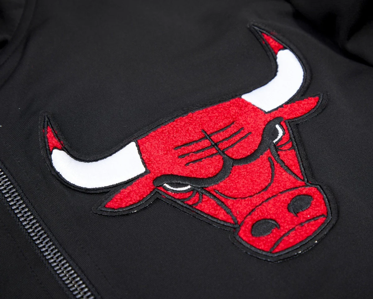 NBA CHICAGO BULLS CLASSIC MEN'S TRACK JACKET (BLACK) - Image 6