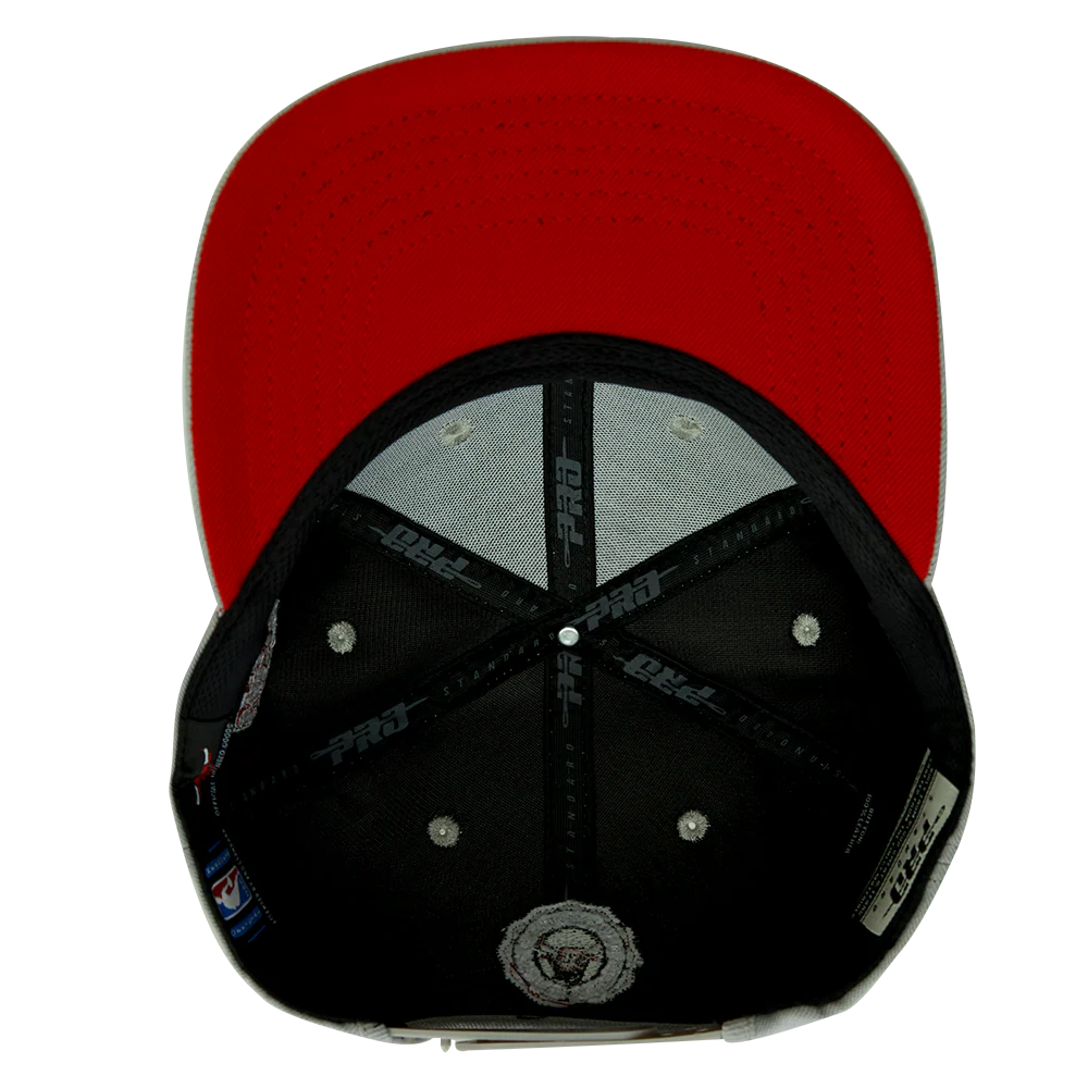 NBA CHICAGO BULLS CREST EMBLEM UNISEX WORDMARK WOOL SNAPBACK HAT (GRAY) - Image 6