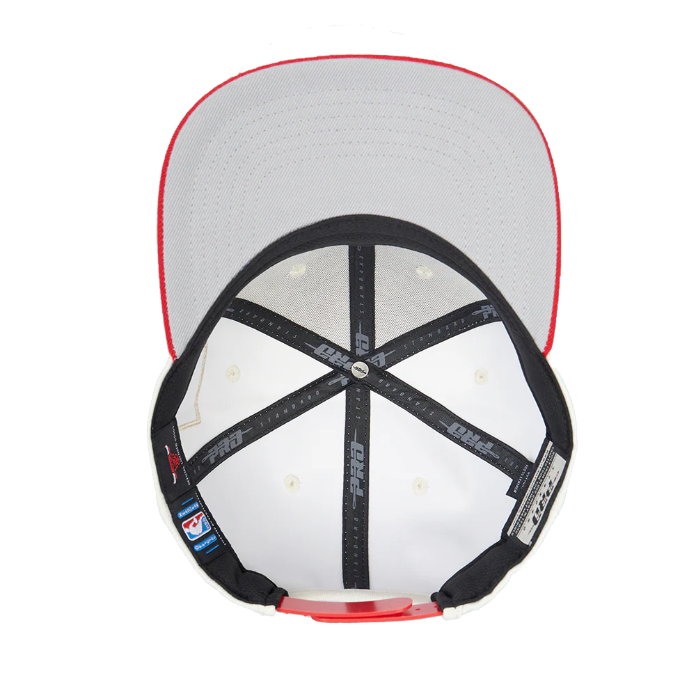 NBA CHICAGO BULLS UNDER SCRIPT 2 TONE SNAPBACK (EGGSHELL/ RED) - Image 8