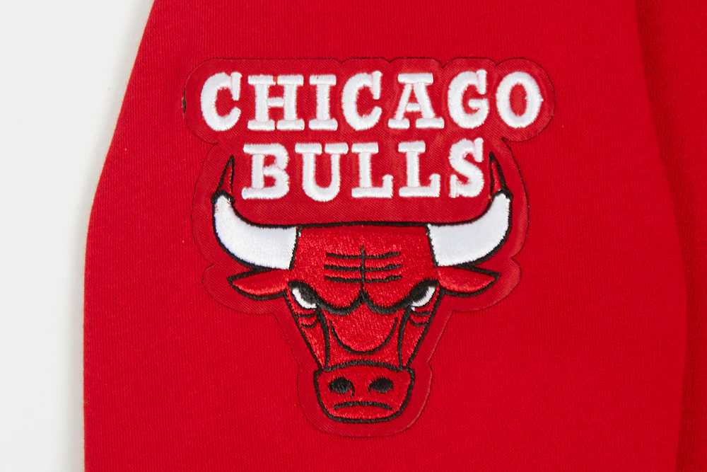 NBA CHICAGO BULLS CLASSIC BIG BOYS FLEECE PULLOVER HOODIE (RED) - Image 3