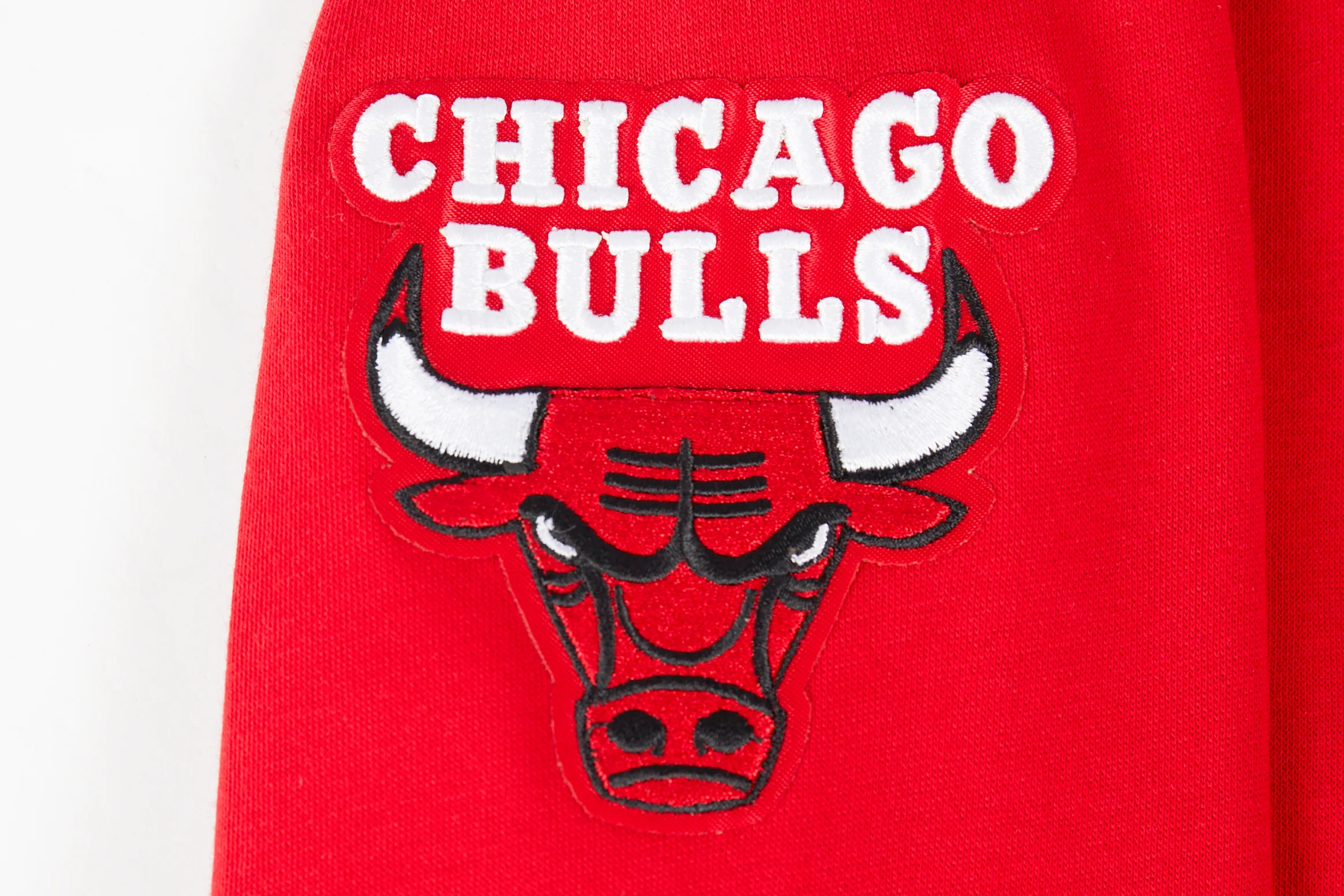 NBA CHICAGO BULLS CLASSIC BIG BOYS FLEECE FULL ZIP HOODIE (RED) - Image 3