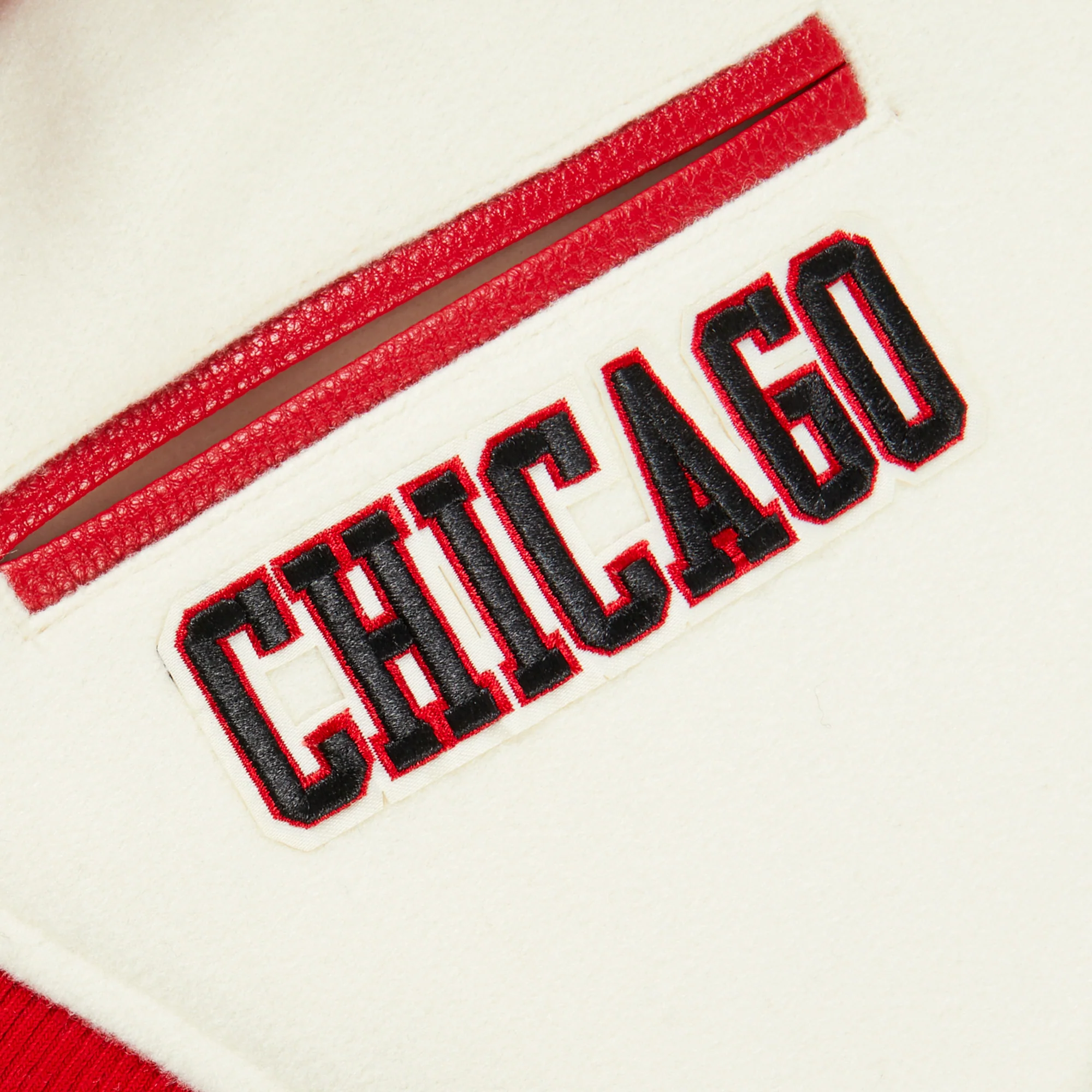 NBA CHICAGO BULLS RETRO CLASSIC BIG BOYS RIB WOOL VARSITY JACKET (EGGSHELL/ RED) - Image 5