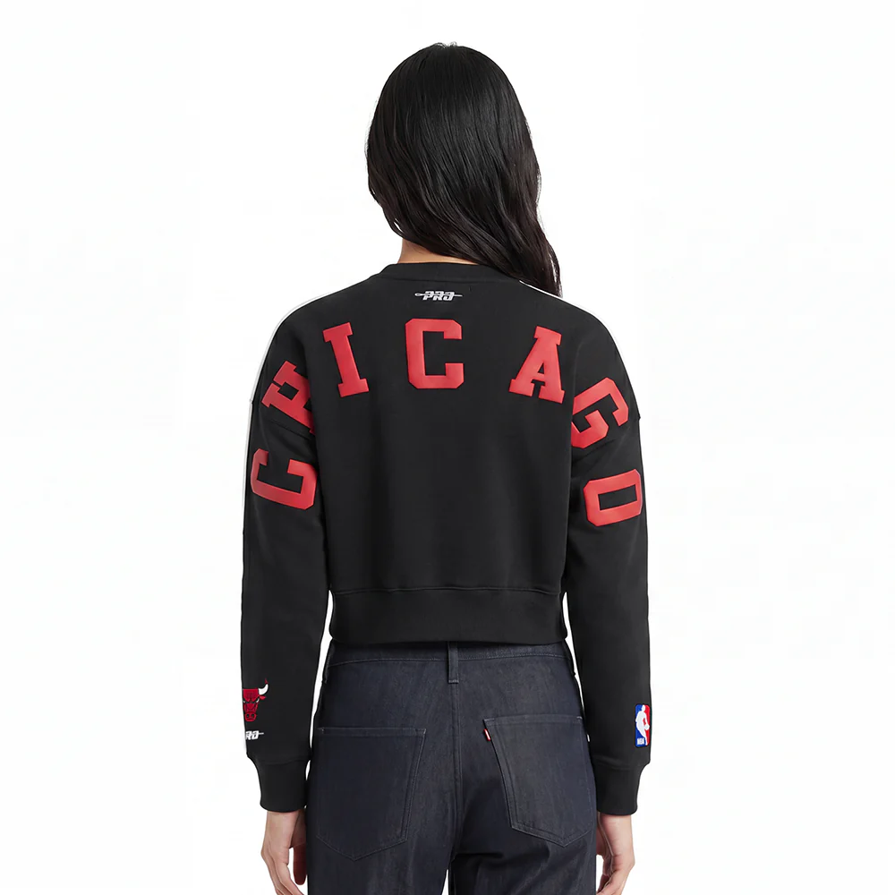 NBA CHICAGO BULLS WINGSPAN WOMEN'S FLEECE CREWNECK (BLACK)