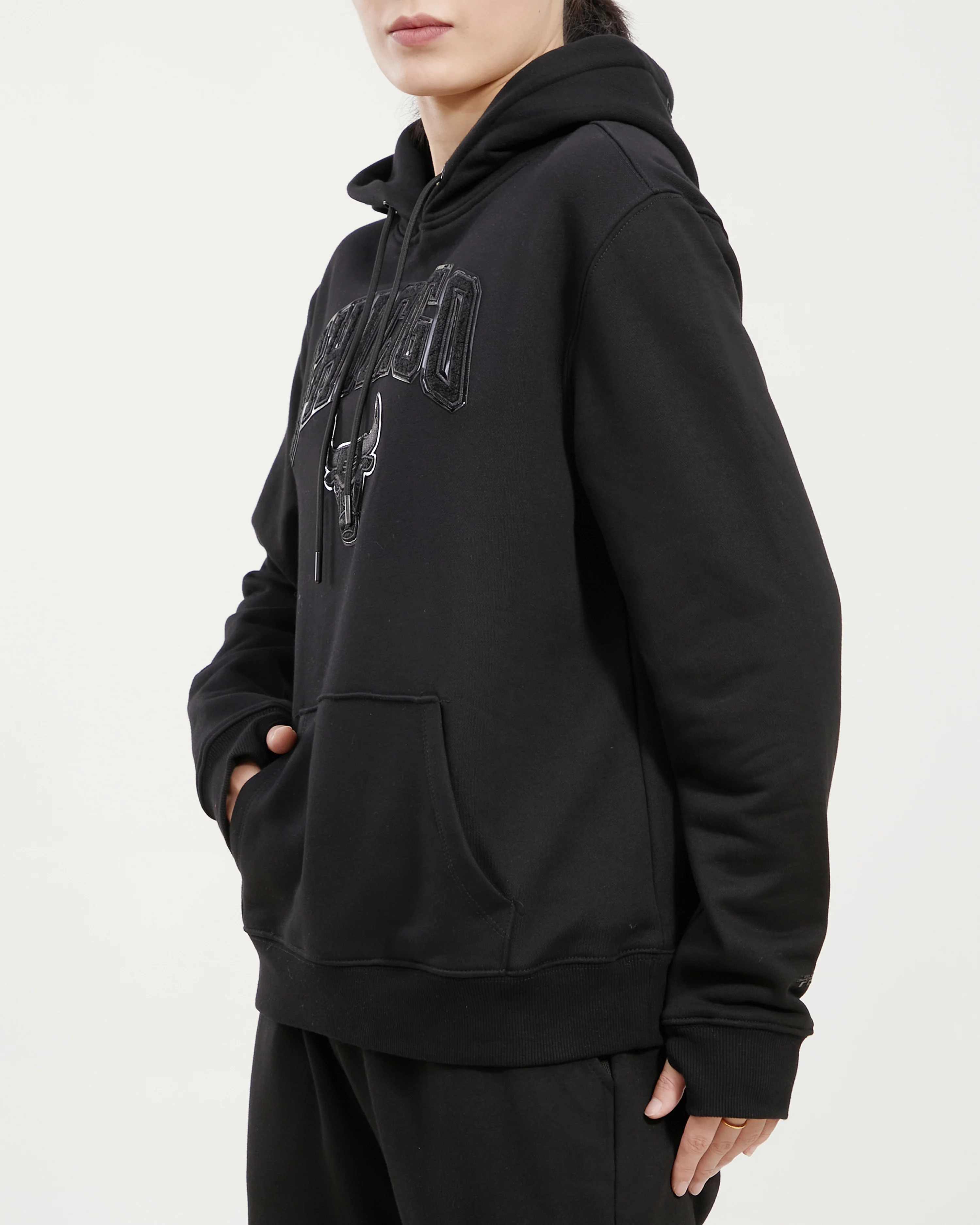 NBA CHICAGO BULLS TRIPLE BLACK WOMEN'S PULLOVER HOODIE (TRIPLE BLACK) - Image 11