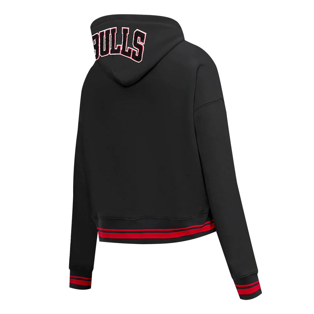 NBA CHICAGO BULLS MASHUP WOMEN'S RIB CROPPED PULLOVER HOODIE (BLACK/RED/BLACK) - Image 6
