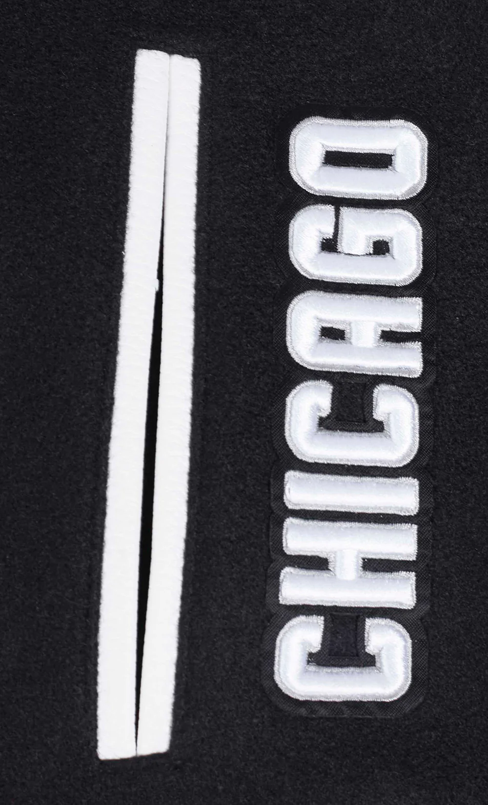 NBA CHICAGO BULLS PEARLS WOMEN'S RIB WOOL VARSITY JACKET (BLACK/WHITE) - Image 16