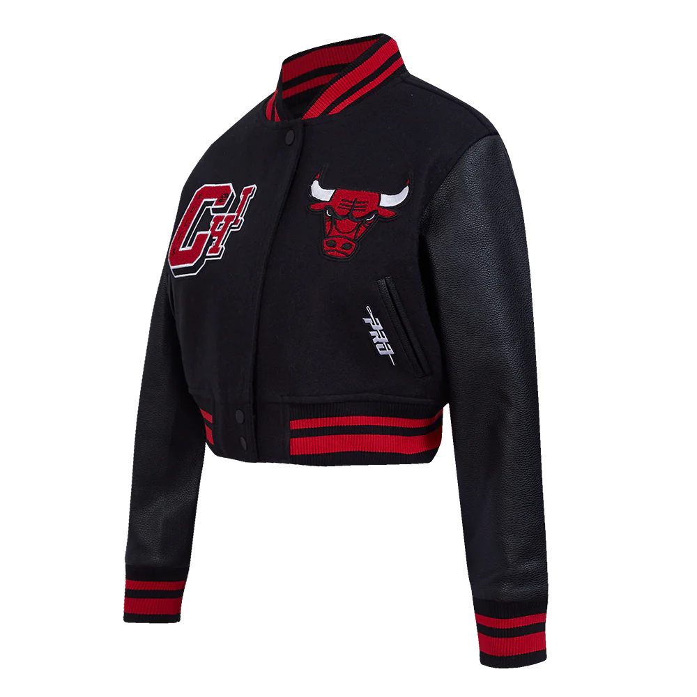 NBA CHICAGO BULLS BEST OF WOMEN'S CROPPED RIB WOOL VARSITY JACKET (BLACK/RED/BLACK) - Image 4