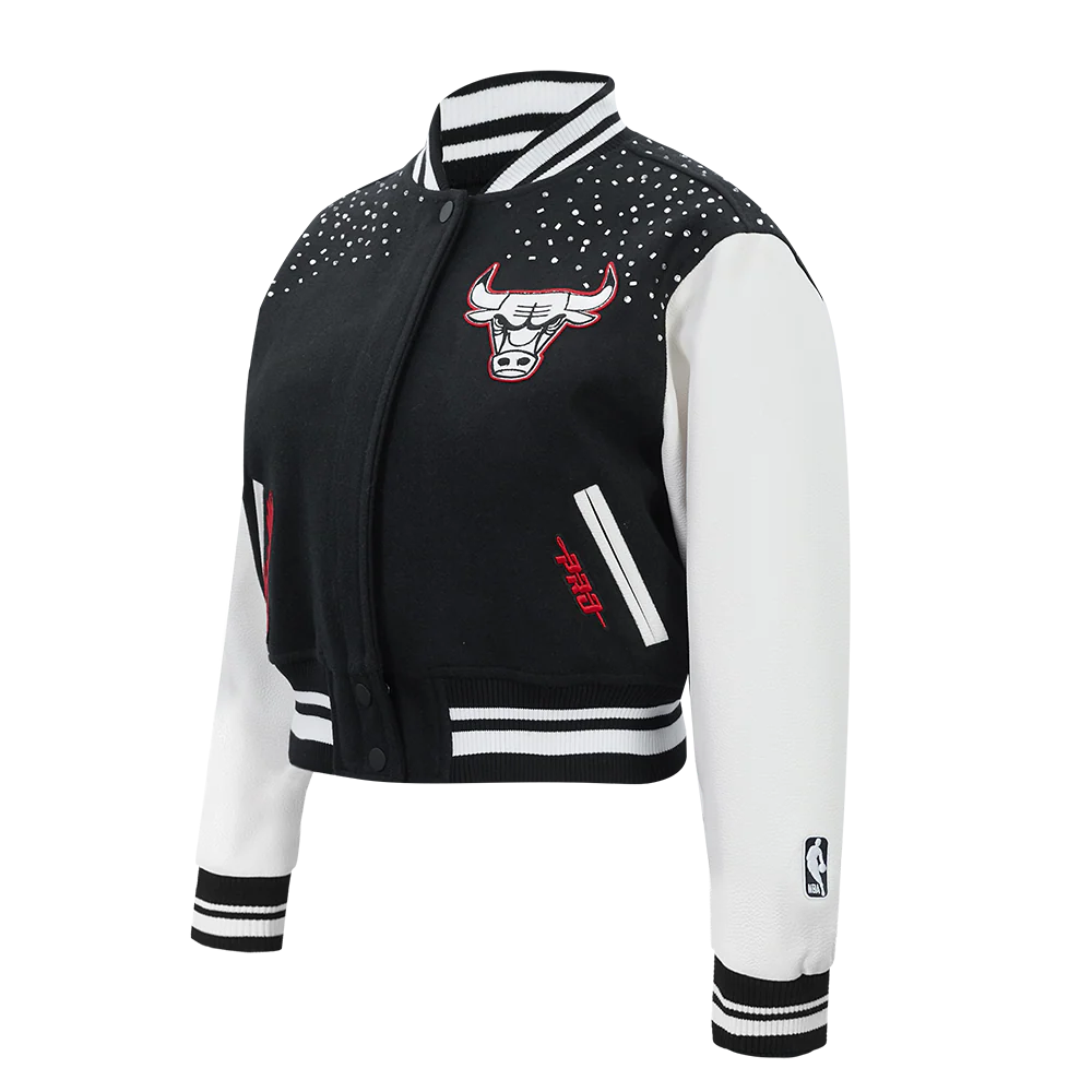 NBA CHICAGO BULLS LEGACY WOMEN'S CROPPED RIB WOOL VARSITY JACKET (BLACK/WHITE) - Image 3