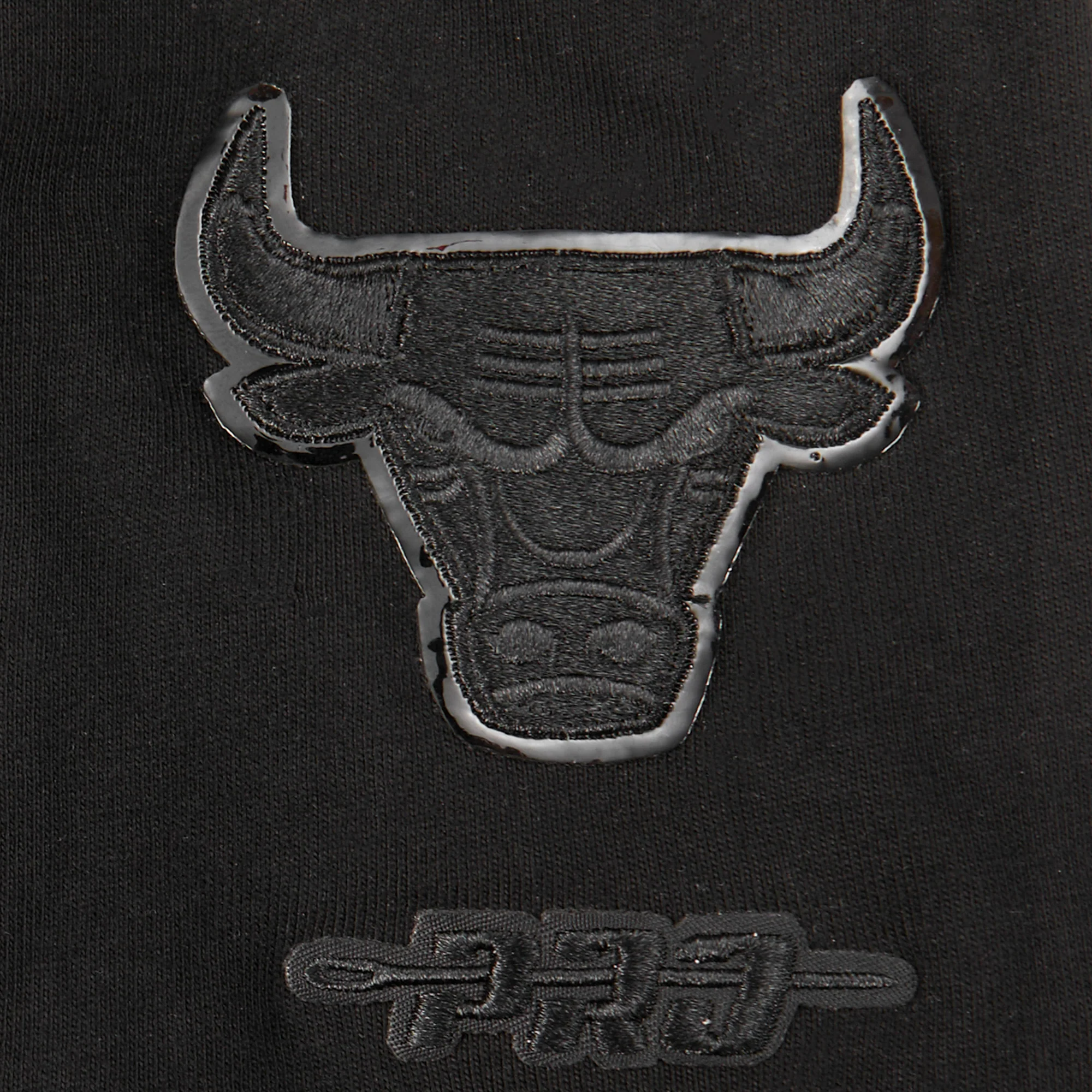 NBA CHICAGO BULLS TRIPLE BLACK LITTLE BOYS SHORT SLEEVE TEE (BLACK) - Image 7