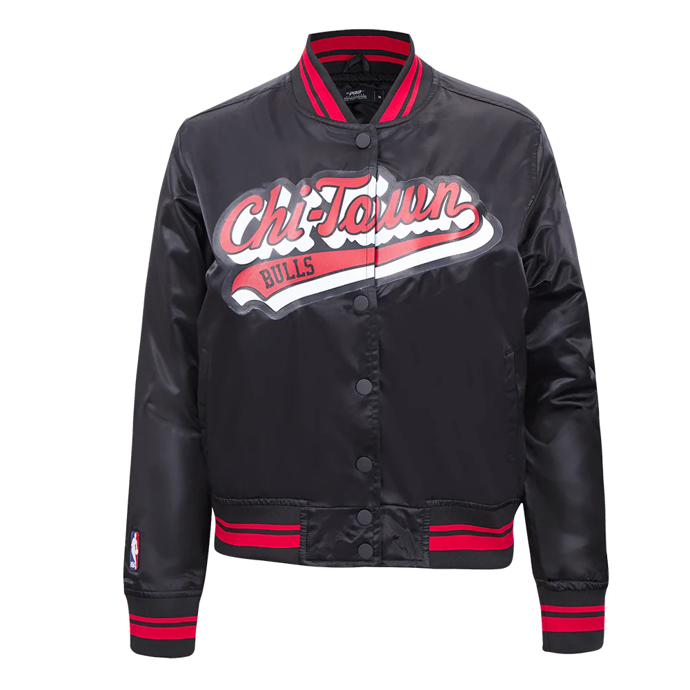 NBA CHICAGO BULLS SCRIPT TAIL WOMEN'S RIB SATIN JACKET (BLACK/RED/BLACK)