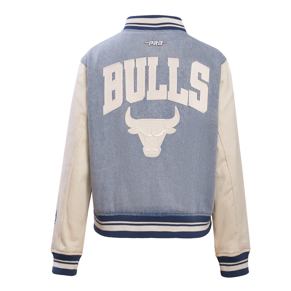 NBA CHICAGO BULLS VARSITY BLUES WOMEN'S DENIM VARSITY JACKET (DENIM/LINEN) - Image 11